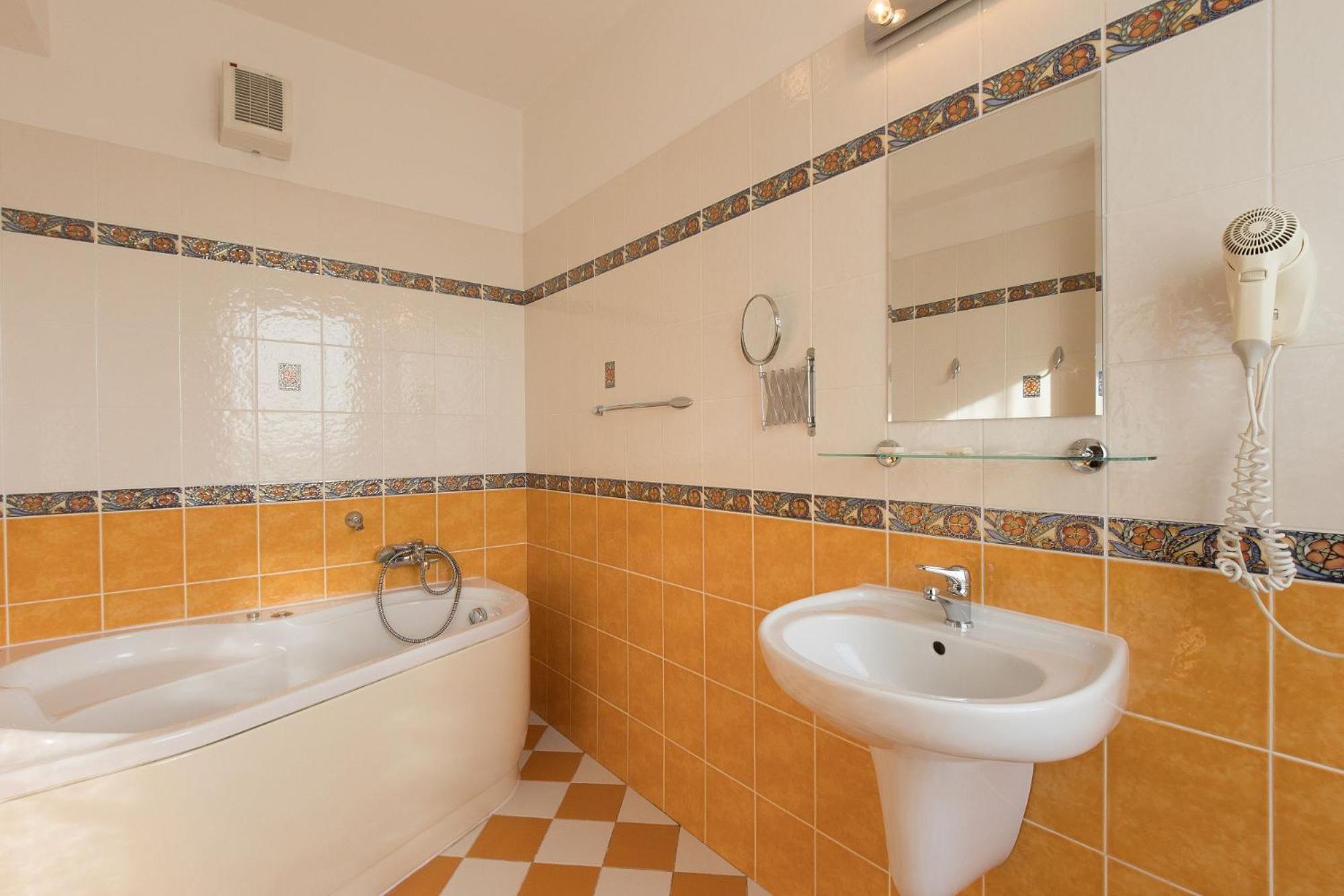 Hotel Belvedere Příbram Εξωτερικό φωτογραφία